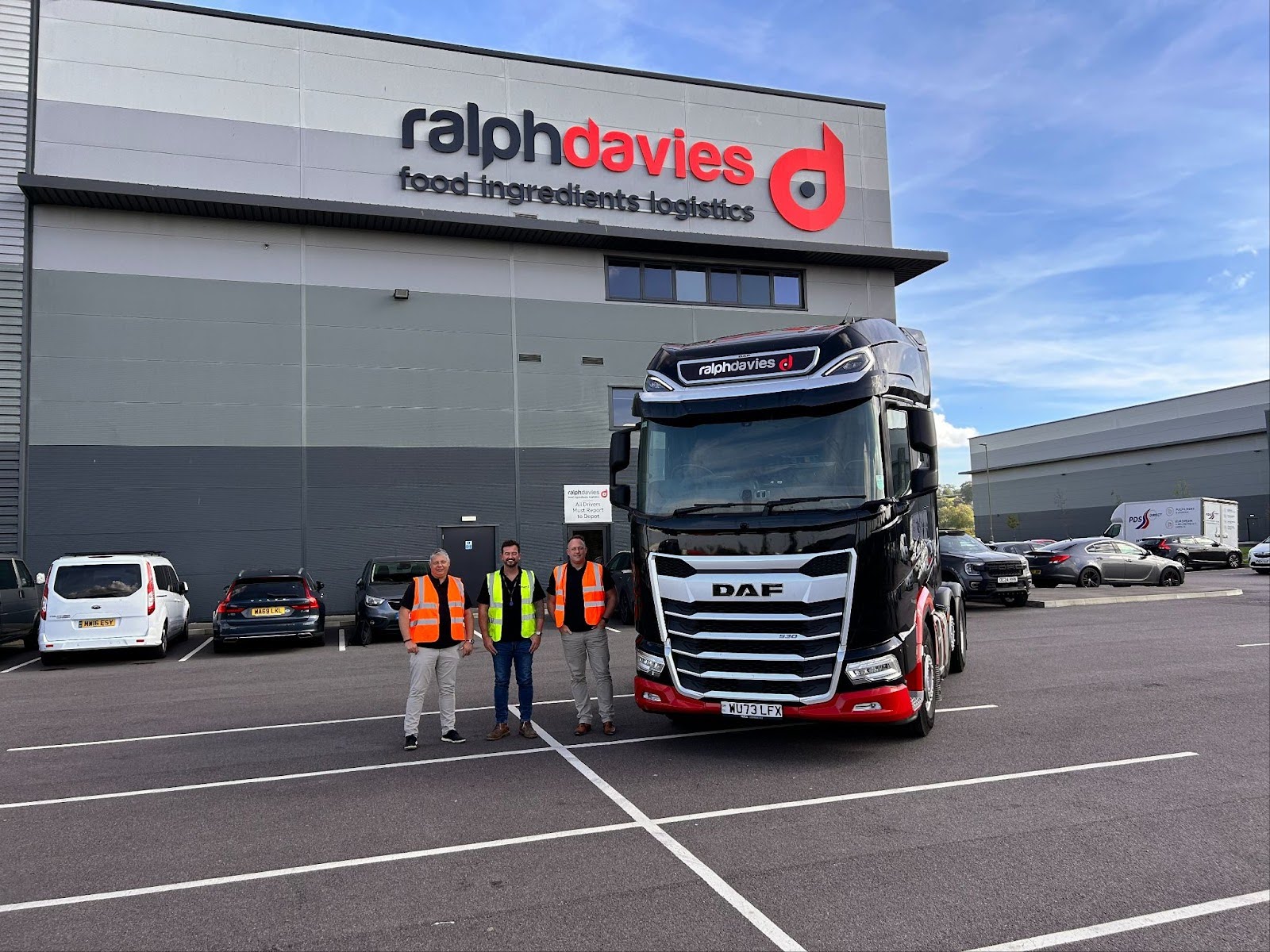 L–R: Neil Cooper (Fleetclear), Martin Cartwright (Ralph Davies), Mike Crowther (Fleetclear)